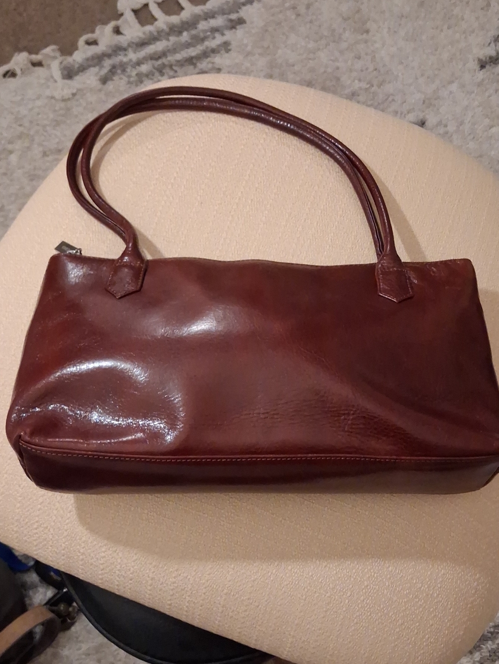 Hobo International NWOT Classic Brown Leather Shoulder Bag